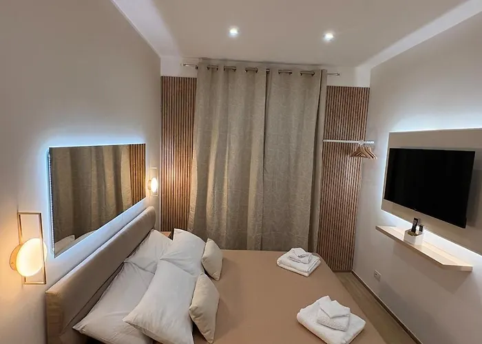 Gianvenuti House - Metro A With Jacuzzi