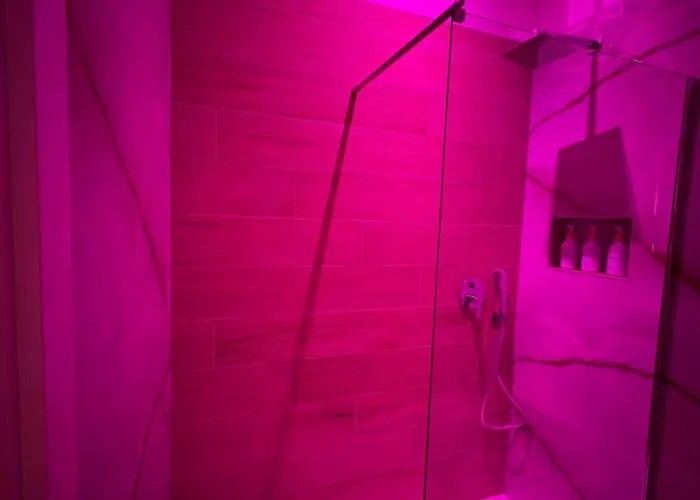 Gianvenuti House - Metro A With Jacuzzi